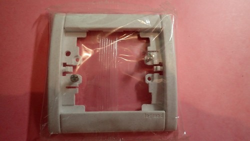 Plaque simple enjoliveur silex - plaque,