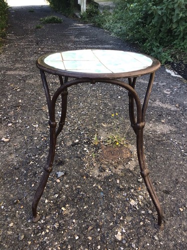 Table appoint forme - forme, en