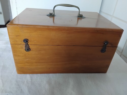 Ancien coffret bois - ancien,