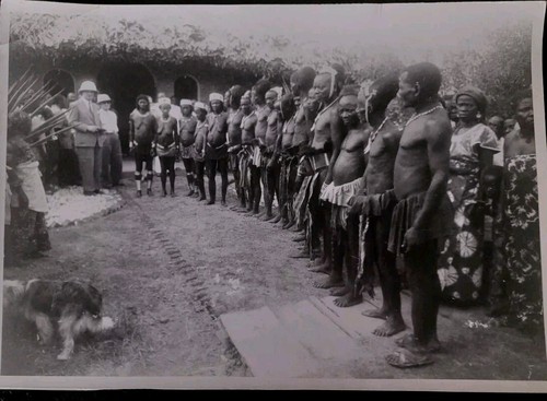 Ancienne photo art tribal - ancienne,