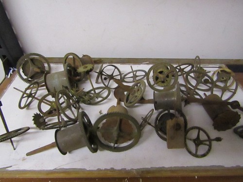 Lot de pièces rouages - de,