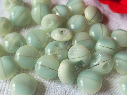 Lot boutons vintage - 20,