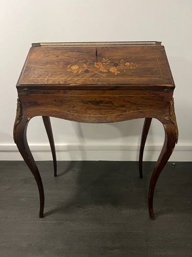 Bureau pente marqueterie - en,