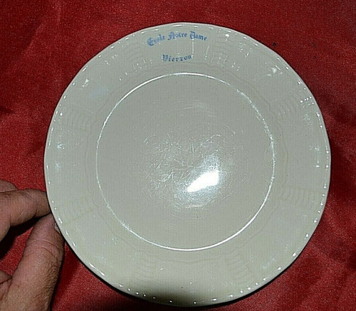 Belle assiette porcelaine - belle,