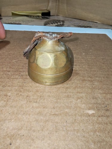 Jolis ancienne cloche - ancienne,