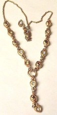 COLLIER PENDENTIF STYLE
