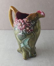 Ancienne cruche / pichet / carafe, en barbotine, décor fleurs, Onnaing 764