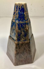 Camille Tharaud. (1878-1956). Original pied de lampe en porcelaine de Limoges.