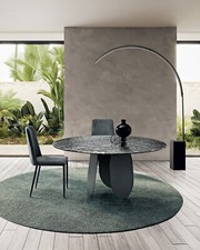 Table À Manger En Verre Fumé