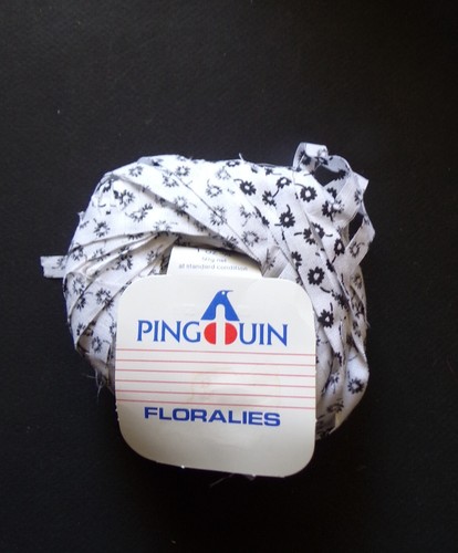Lot pelotes pingouin - 3,