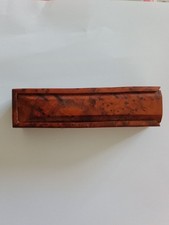 Jeu de cinq dés en loupe de