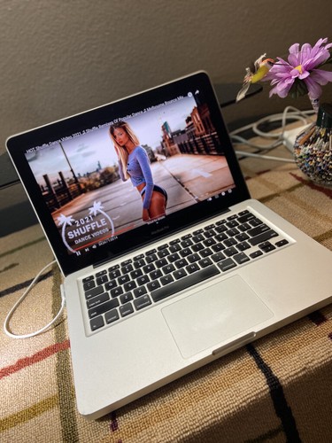 Macbook pro 2011 core - pro, 2011,core