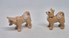 LOT DE 2 CHIENS SPITZ MARRONS PLAYMOBIL...