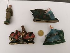 FIGURINES gros lot de 4 anciens soldats en plastique et plâtre  WW1
