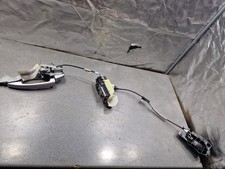 Serrure de porte avant gauche avant gauche PEUGEOT 2008 (CU) 9812500880