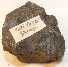 Actinote Fibreuse & Etiquette Encre - Chizeuil 4x4cm France minéraux collection