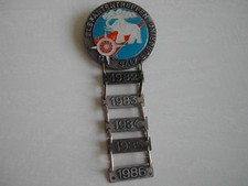Ancien Insigne Badge ELEFANTENTREFFEN SALZ BURGRING 1982 83 84 85 86 SOUVAL Wien