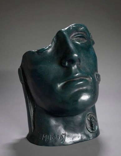 Sculpture bronze igor - en,