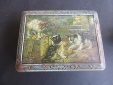 Boite rectangulaire en métal dessin de E. Meier Chatons jouant
