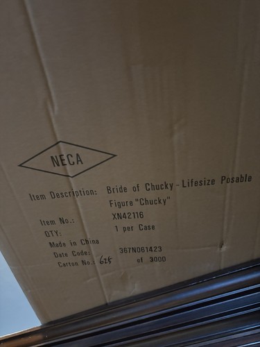 Neca life size chucky - life,