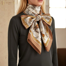 RARE VINTAGE foulard en soie Hermes "L'hiver" Carré 90 dessiné par Philippe...