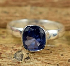 Bague Pour Homme En Saphir Bleu De Ceylan De 2,95 Ct En Taille Coussin Certifiée