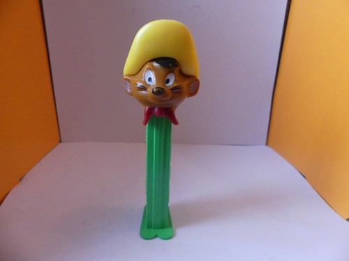 Distributeur bonbons pez - bonbons,