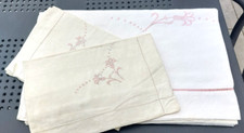 Drap ancien brodé coton et