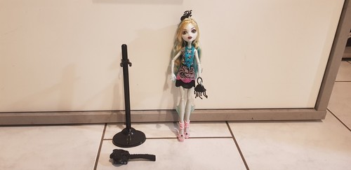 Poupée monster high lagoona - poupée,