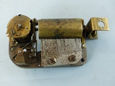 Boite à musique GUEISSAZ , 36