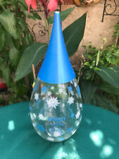 BOUTEILLE EVIAN GOUTTE D EAU 2004 FLOCONS BLEUS ET BLANCS ETOILES / VIDE