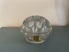 Ancien pique fleurs vmc Reims