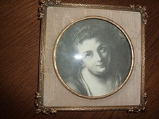 Ancien petit cadre et sa