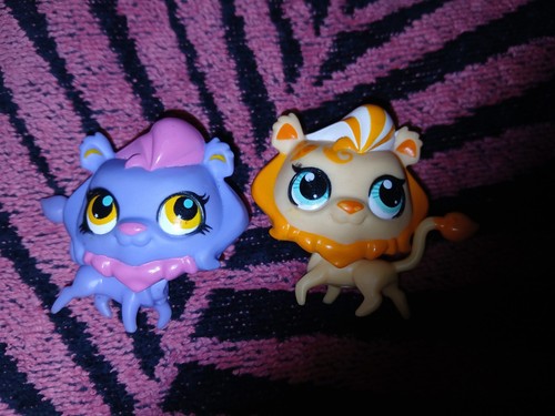 Littlest lot set figurine - littlest,