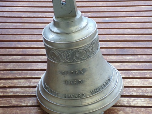 Veritable cloche cornille - cloche,