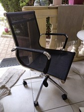 table et fauteuil ergonomique 