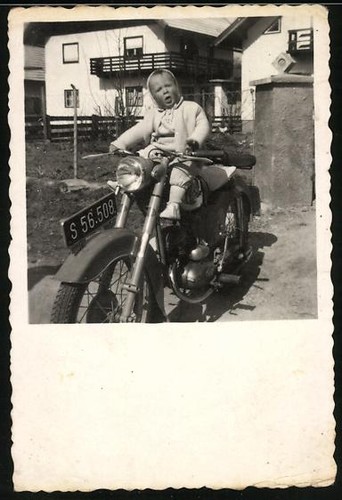 Photographie moto puch fille - photographie,