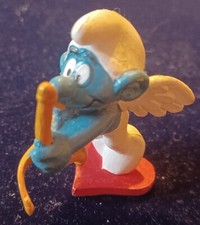Figurine Schtroumpf Cupidon. Occasion.