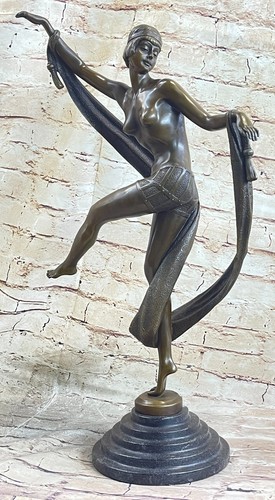 Femelle danseuse avec - femelle, ruban