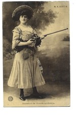 ACTEUR  BERTIN  IMITATION DE CLOTILDE ALEGRIA TRANSFORMISTE