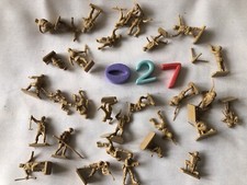 Atlantic Esci Airfix ? petits soldats soldiers 1/72. WW2 British Africa US?. 27