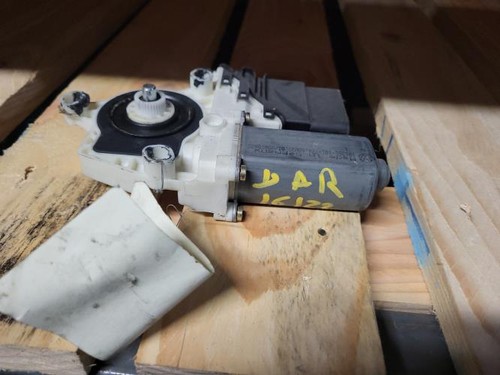 Moteur leve vitre arriere