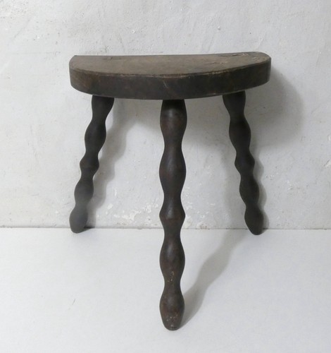 Ancien tabouret tripode - tripode, demi