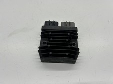 Régulateur de tension FH020AA