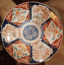 Beau Plat en Porcelaine décor