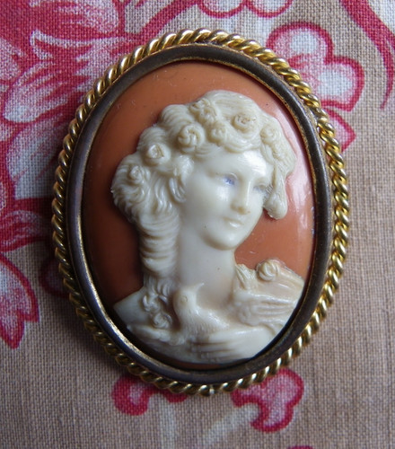 Broche camée vintage made - camÉe,
