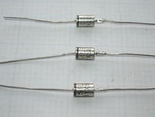 Lot de trois diodes 200V/1A : 3 x BYX58-200 SILEC