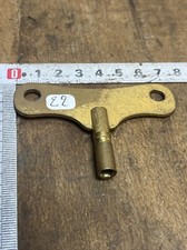 Clé d'horloge pendule