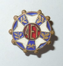 INSIGNE EPINGLETTE ANCIENS ENFANTS DE TROUPE - Drago