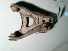 Triangle inferieur avant droit